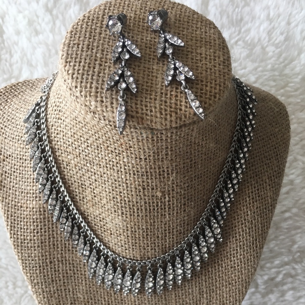 Chloe & Isabel Necklace/Earring Set